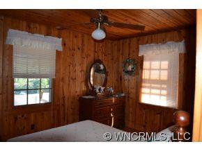 129 Abbott Rd - Photo 13