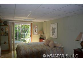129 Abbott Rd - Photo 15