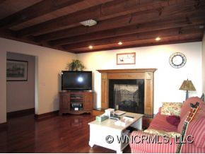 295 Whispering Wind Drive - Photo 5