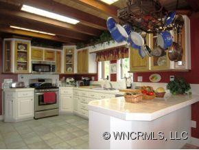 295 Whispering Wind Drive - Photo 7