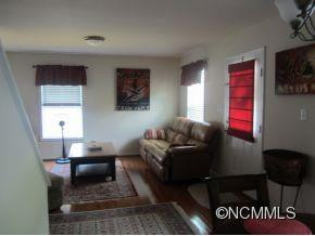39 Jeff Drive - Photo 3