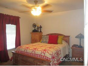 39 Jeff Drive - Photo 8