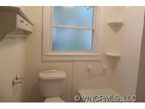 401 VARSITY - Photo 14