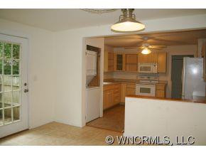 401 VARSITY - Photo 17
