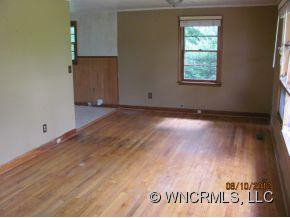 248 ROLLINS ST. - Photo 3