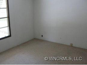 11 CHARLIE HILL MEMORIAL DRIVE - Photo 12