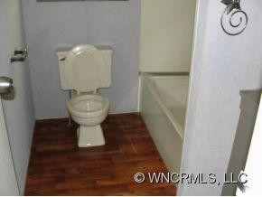 11 CHARLIE HILL MEMORIAL DRIVE - Photo 9