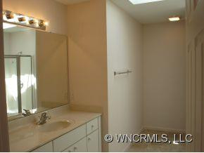 255 Highland Golf Drive - Photo 6