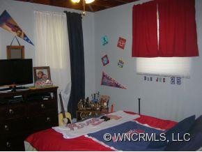 677 Big Island Road - Photo 14