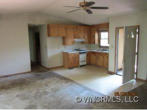 129 Deerfield Drive - Photo 4