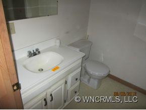 129 Deerfield Drive - Photo 8
