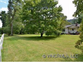 3106 BREVARD ROAD - Photo 2