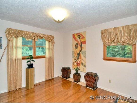 439 DEERHAVEN LANE - Photo 18