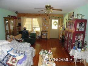 100 Matthew - Photo 2