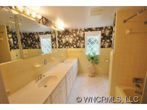 73 Evergreen Street - Photo 12