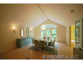 73 Evergreen Street - Photo 8