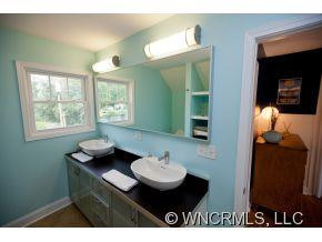 9 Central Ave West - Photo 11