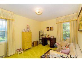401 Lakeshore Drive - Photo 14