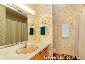 401 Lakeshore Drive - Photo 15