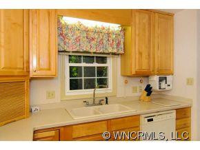 401 Lakeshore Drive - Photo 6