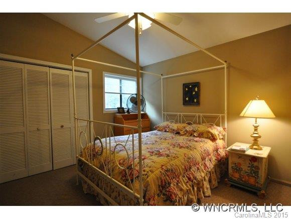 722 Glenshore Drive - Photo 11