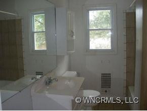 72 VANCE AVENUE - Photo 4
