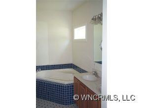 10 Forest Lake Drive - Photo 12
