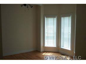 10 Forest Lake Drive - Photo 4