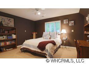 148 Valeria Drive - Photo 15