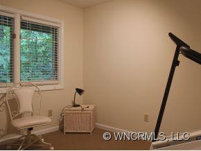 148 Valeria Drive - Photo 18