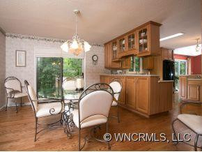 148 Valeria Drive - Photo 3