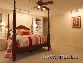 148 Valeria Drive - Photo 8