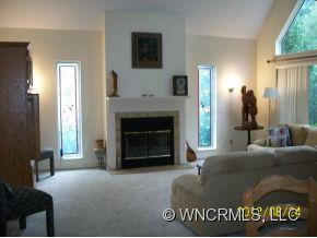 1 Stuart Circle - Photo 2
