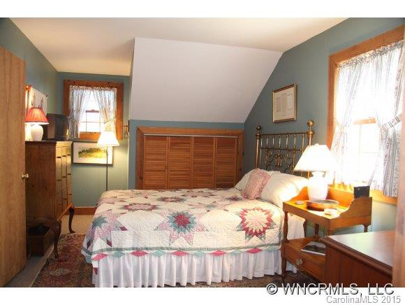 598 North East shore Drive - Photo 14