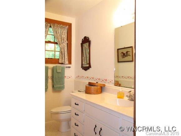 598 North East shore Drive - Photo 15