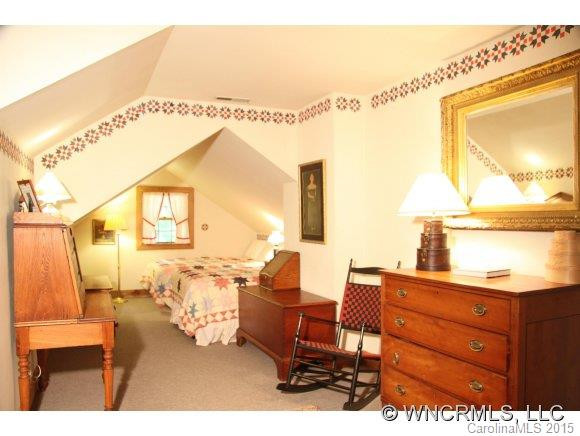598 North East shore Drive - Photo 16
