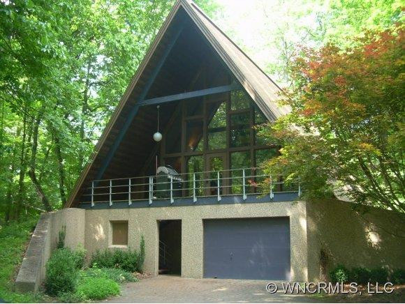 384 Foxhall Rd.