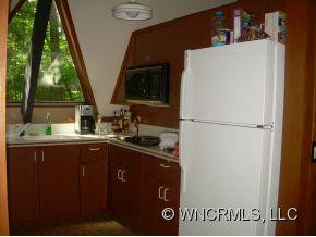 384 Foxhall Rd. - Photo 5