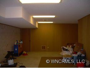 384 Foxhall Rd. - Photo 8