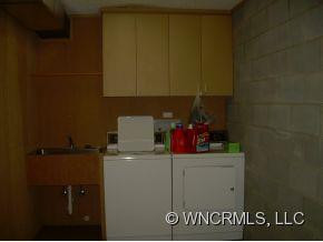 384 Foxhall Rd. - Photo 9