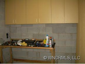 384 Foxhall Rd. - Photo 10