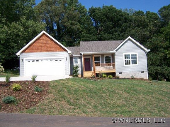 11 Pinnacle Valley Drive