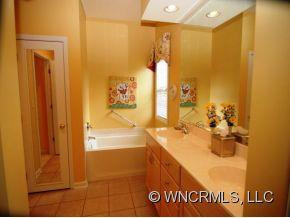 98 OLD PASTURE WAY - Photo 13