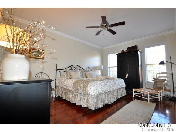 3033 Middleton Way Court - Photo 12