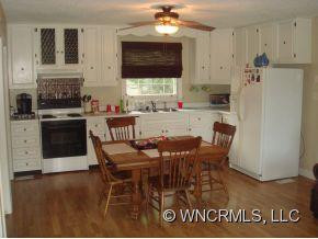 35 Mount Carmel - Photo 2