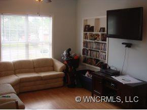 35 Mount Carmel - Photo 3