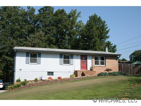 16 Lilac Lane
