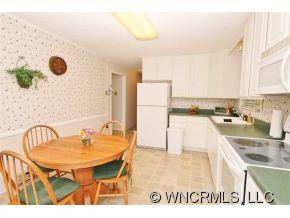 16 Lilac Lane - Photo 5