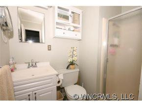 16 Lilac Lane - Photo 7