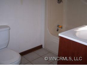 580 Summit Avenue - Photo 13